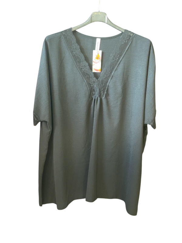 T-shirt grande taille (2 coloris) – Image 2