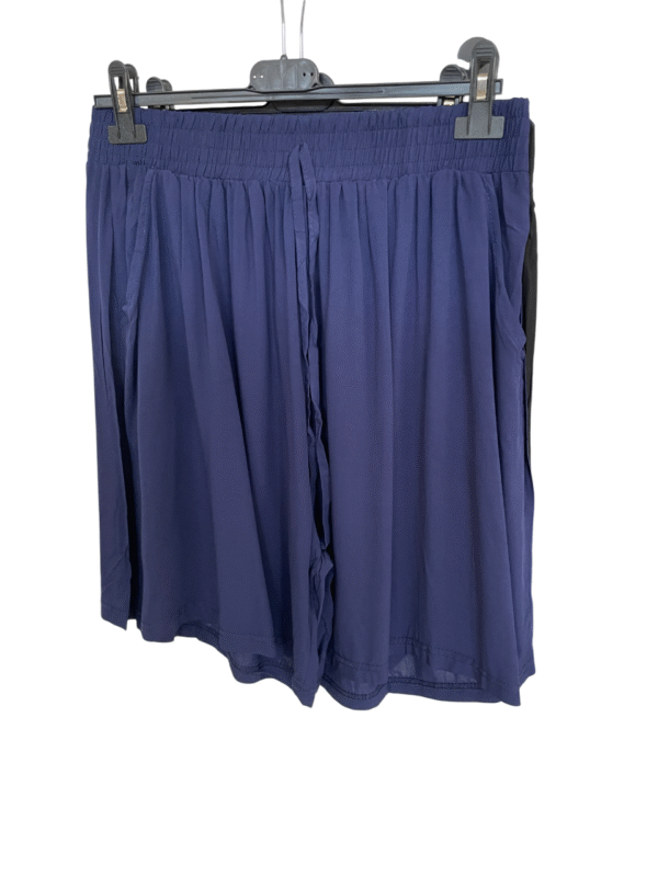Short avec poche (3 coloris) – Image 2